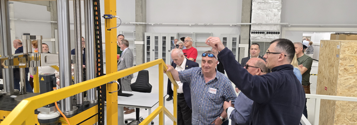 Delegacja Zarządu Głównego FSNT-NOT w&nbsp;Kampusie GUM